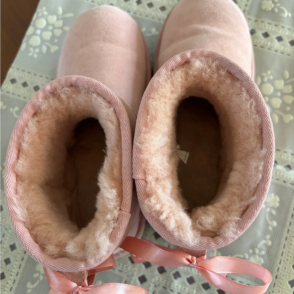 Youth 4 Pink UGG Boots